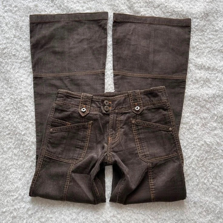 Low Rise Flare Jeans – Brown