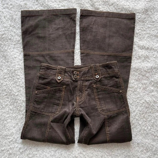 Low Rise Flare Jeans – Brown