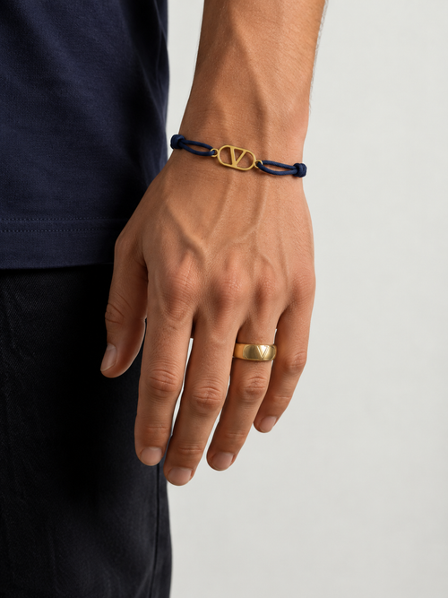 V Bracelet
