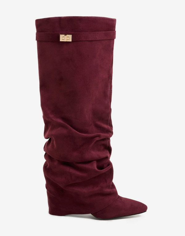 Noireve -The Burgundy Boots 03
