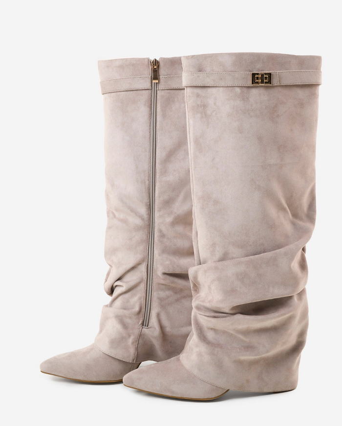 Noireve -The Taupe Boots 03